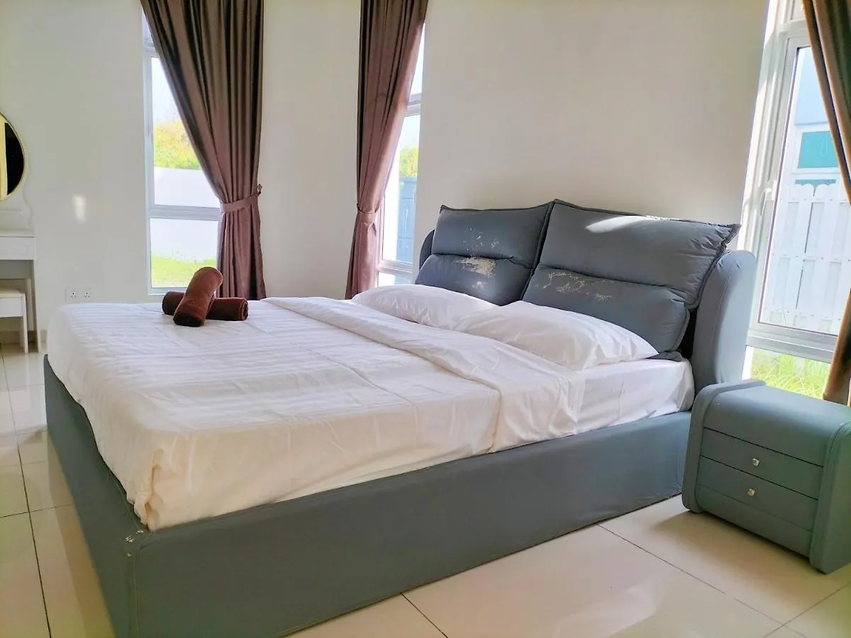 My Home Kayangan Villa Malacca A13