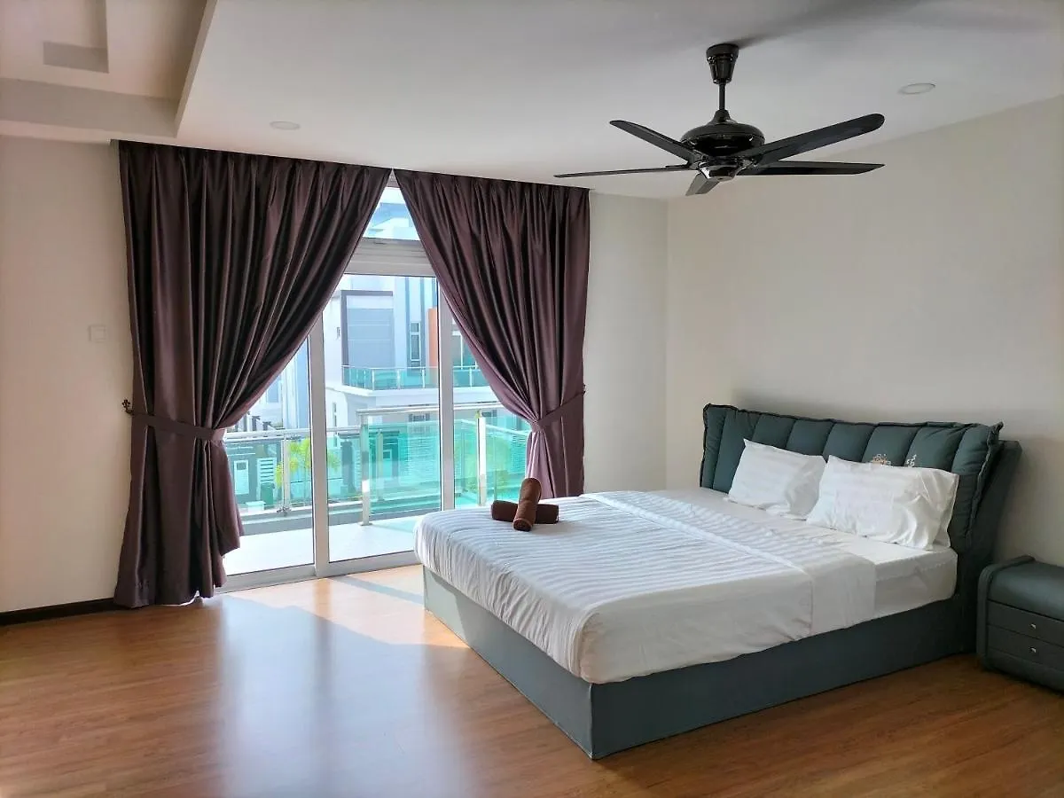 My Home Kayangan Villa Malacca A13